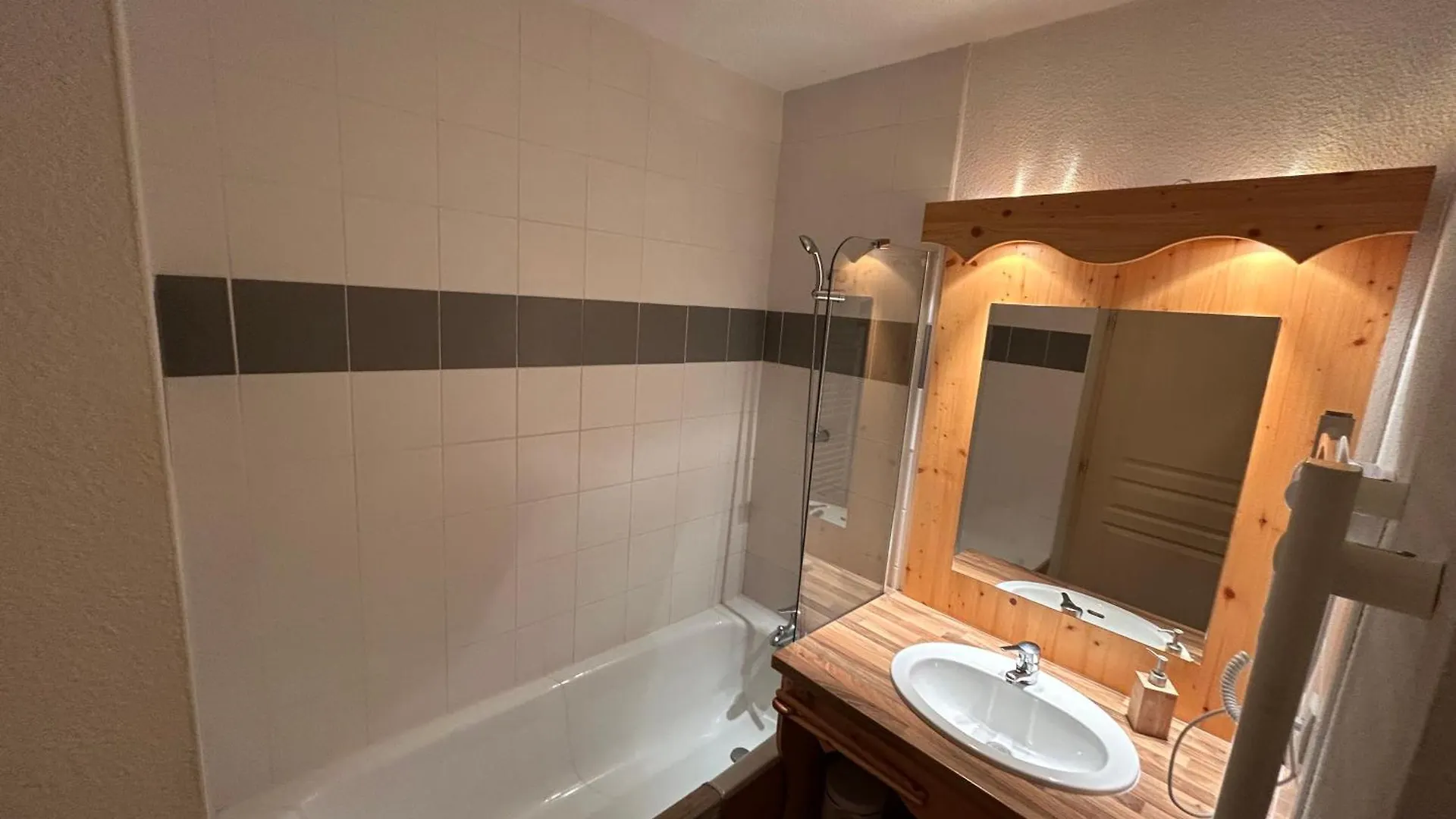 Apartment Studio Orelle 3 Vallees - Spa & Piscine - Apt 005 France